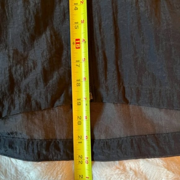 Lululemon Jacket Clear Intention Cropped Black Ladies Size 4 NWT - Picture 14 of 16